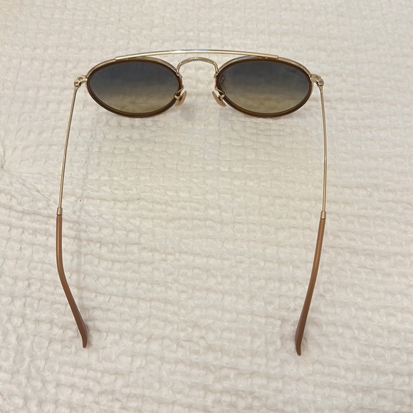 Round Double Bridge Ray Ban’s - Picture 6 of 12